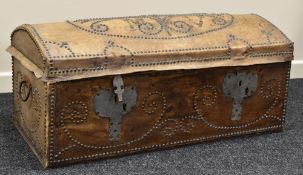 A STUDDED DOME TOPPED CHEST WITH IRON CARRY HANDLES, 102 x 45 cms