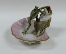 RARE NOVELTY CONTINENTAL LUSTRE-PORCELAIN SHAVING DISH in the form of a clam-shell modelled with a