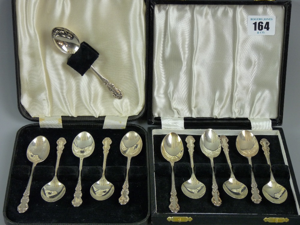 A cased set of six classically styled hallmarked silver teaspoons, Birmingham 1971 and a further six