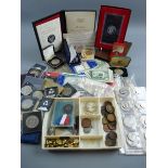 A PARCEL OF CHURCHILL CROWNS, minor mixed commemorative coinage and three wallets of mainly silver