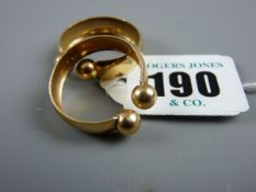 A PAIR OF FOURTEEN CARAT GOLD OPEN RINGS, 5.6 grms