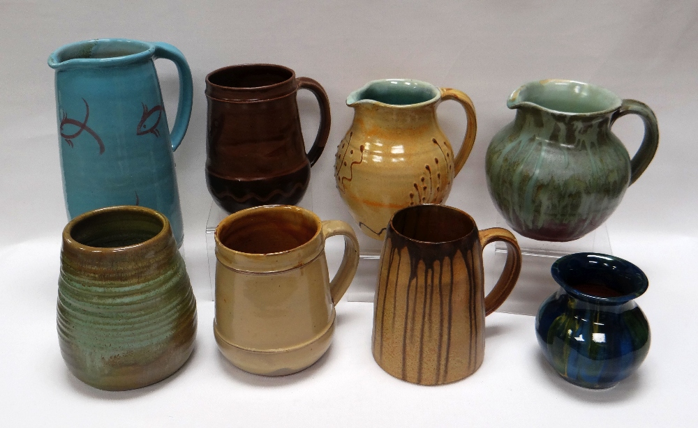A WILLIAM FISHLEY HOLLAND STUDIO POTTERY MIXED GROUP OF EIGHT vessels in various slipware glazes and