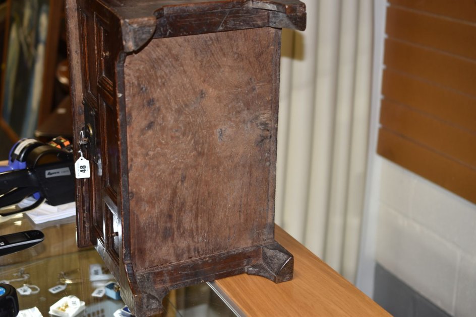 AN EIGHTEENTH CENTURY WELSH OAK COFFER-BACH of moulded panelled form with hinging lid above a single - Image 21 of 23