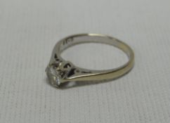 AN 18CT WHITE GOLD SOLITAIRE DIAMOND RING, 0.35ct approx (visual estimate)