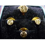 A CASED SET OF FOUR FIFTEEN CARAT GOLD BRIGHT CUT CUFFLINKS, 4.2 grms total