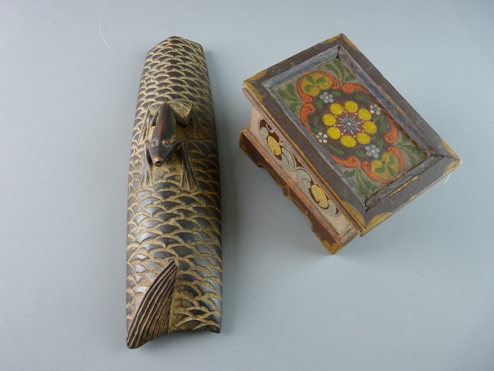 ORIENTAL CARVED TREEN AND PAINTED PINE LIDDED BOX, possibly Oriental fish basket lid forming the