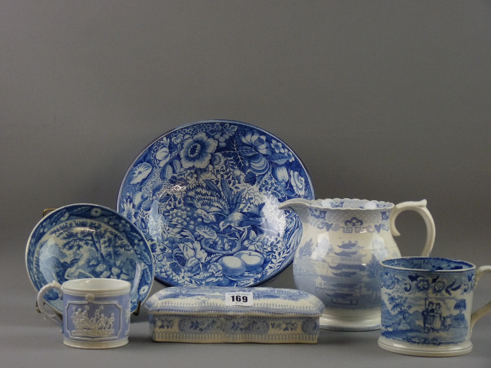 A QUANTITY OF 18th and 19th CENTURY BLUE AND WHITE POTTERY to include a pearlware mug and similar