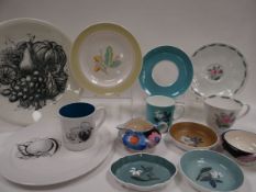 A PARCEL OF SUSIE COOPER CHINA including cup and saucers, tea & biscuit set, dishes etc