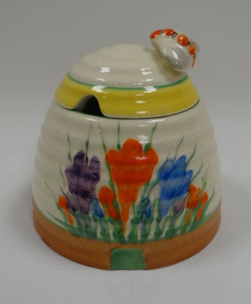 CLARICE CLIFF 'CROCUS' BEEHIVE HONEY-POT, 10cms high