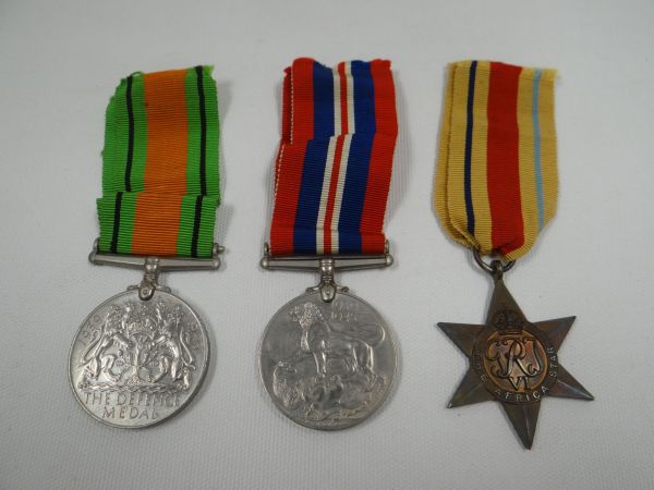 MEDALS & BUTTONS ETC RELATING TO STEPHEN PARSONS of Sully / Penarth, Vale of Glamorgan, including - Image 2 of 2