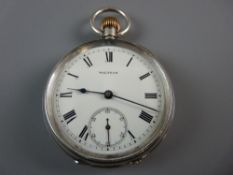 A WALTHEM USA GENT'S SILVER POCKET WATCH, the white enamel dial set with Roman numerals and