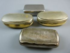 FOUR VINTAGE SNUFF BOXES to include a white metal example with chased decorated lid, two oval horn