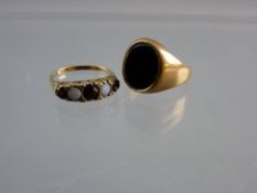 A GENT'S GOLD SIGNET RING with oval agate, 3 grms and a nine carat gold opal and garnet dress