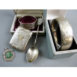 A PARCEL OF SMALL SILVER, approximately 3 troy ozs total, to include a vesta case, Birmingham