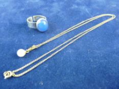 A NINE CARAT GOLD NECK CHAIN WITH PEARL DROP, 1.7 grms and a sterling silver ring with an oval