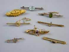 A PARCEL OF FIVE NINE CARAT GOLD BAR BROOCHES and three others, total 15.5 grms