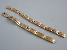 TWO NINE CARAT GOLD EXPANDING WATCH BRACELETS, 17.2 grms