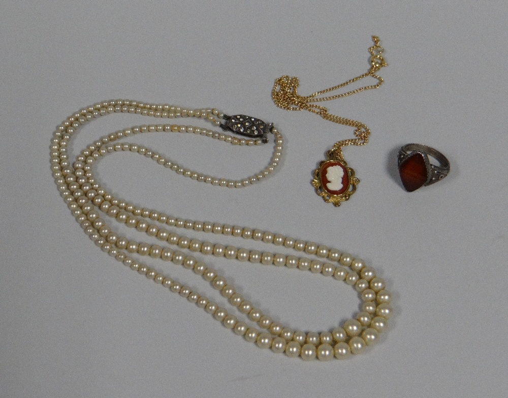 A SEED PEARL NECKLACE, A RING & PENDANT