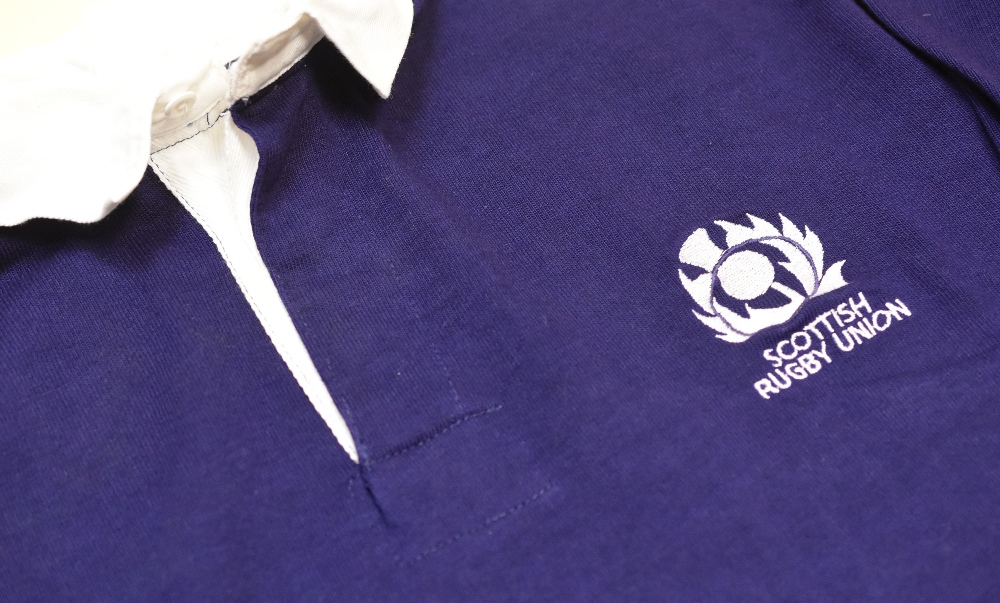 A SCOTLAND INTERNATIONAL RUGBY UNION SQUAD JERSEY No.17, early 1990s Provenance: presented to - Image 2 of 3