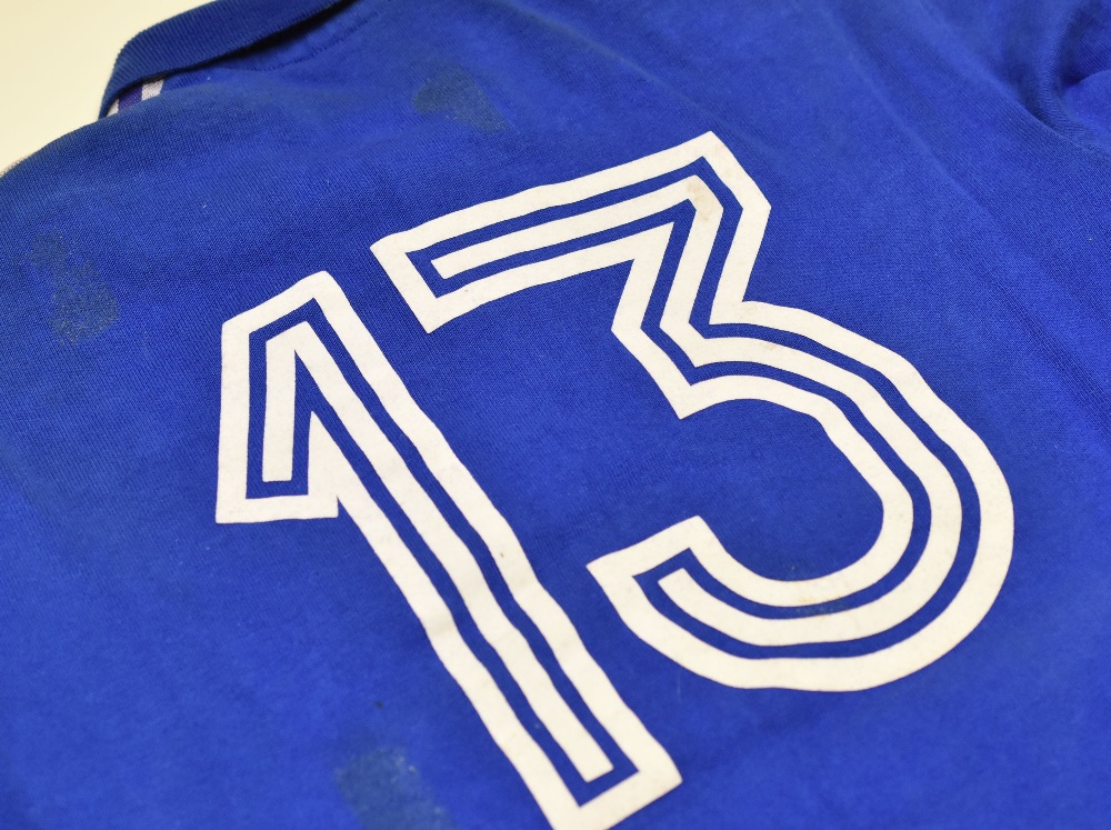 A FRANCE INTERNATIONAL 'B' TEAM RUGBY UNION JERSEY, bearing felt pressed No.13 to reverse and felt - Image 3 of 3