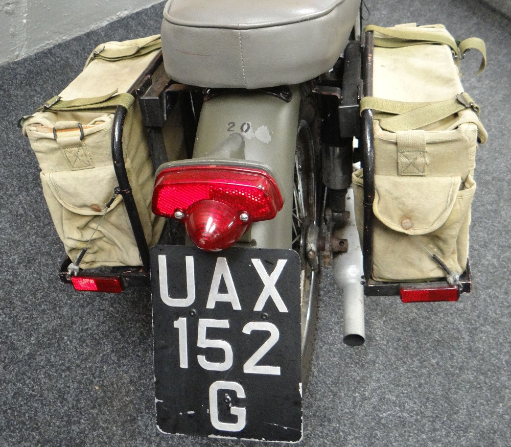 A VINTAGE BSA MILITARY ISSUE MOTORCYCLE 350cc, model BSA-B40-WD, dated 1968, MOT to June 2017, - Image 3 of 6