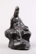 Buddha.Wohl China, nach 1900. Gelbguss. H: 33,5 cm. Min. Besch.