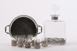 Likörservice.Deutsch, nach 1900. Karaffe mit sechs Gläser in Silberhalterung. Tablett. Gemarkt