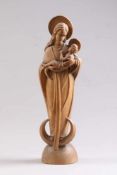 Mondsichel-Madonna.Nach 1900. Holz, vollrund geschnitzt. H: 59 cm.