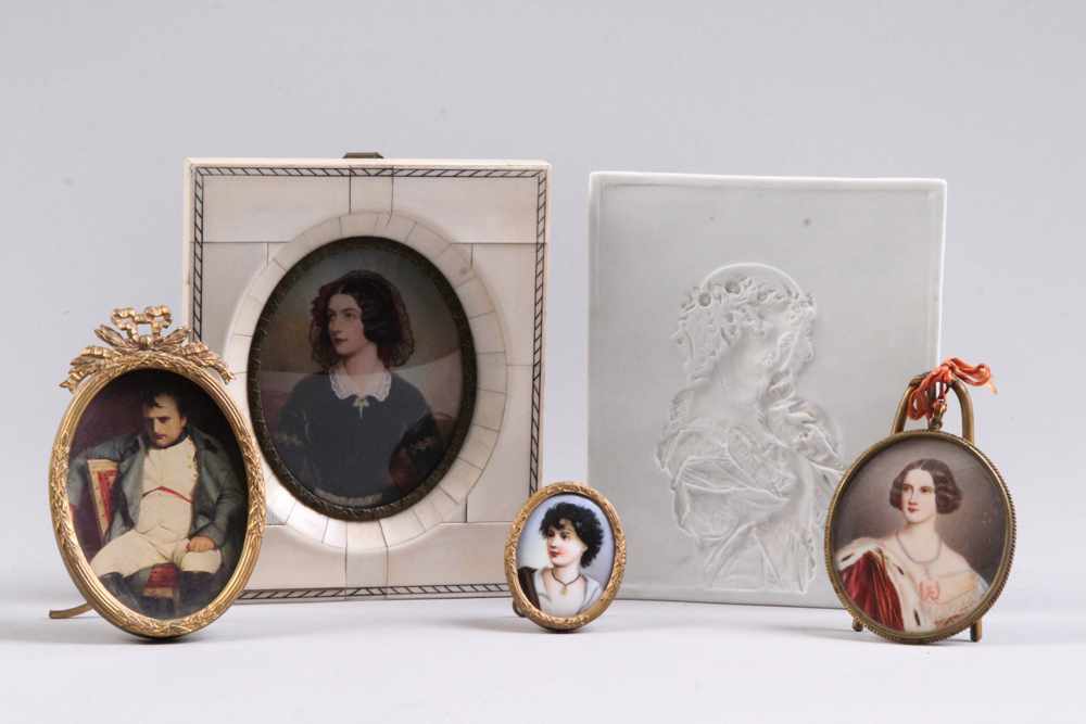 Konvolut Miniaturen.19./20. Jh. 5-teilig. Versch. Portraits u.a. von Sophie Friederike von Bayern,