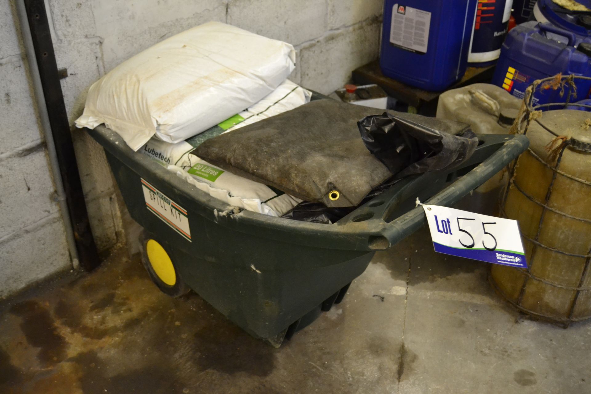 Plastic Wheel Barrow, with industrial spillage abs