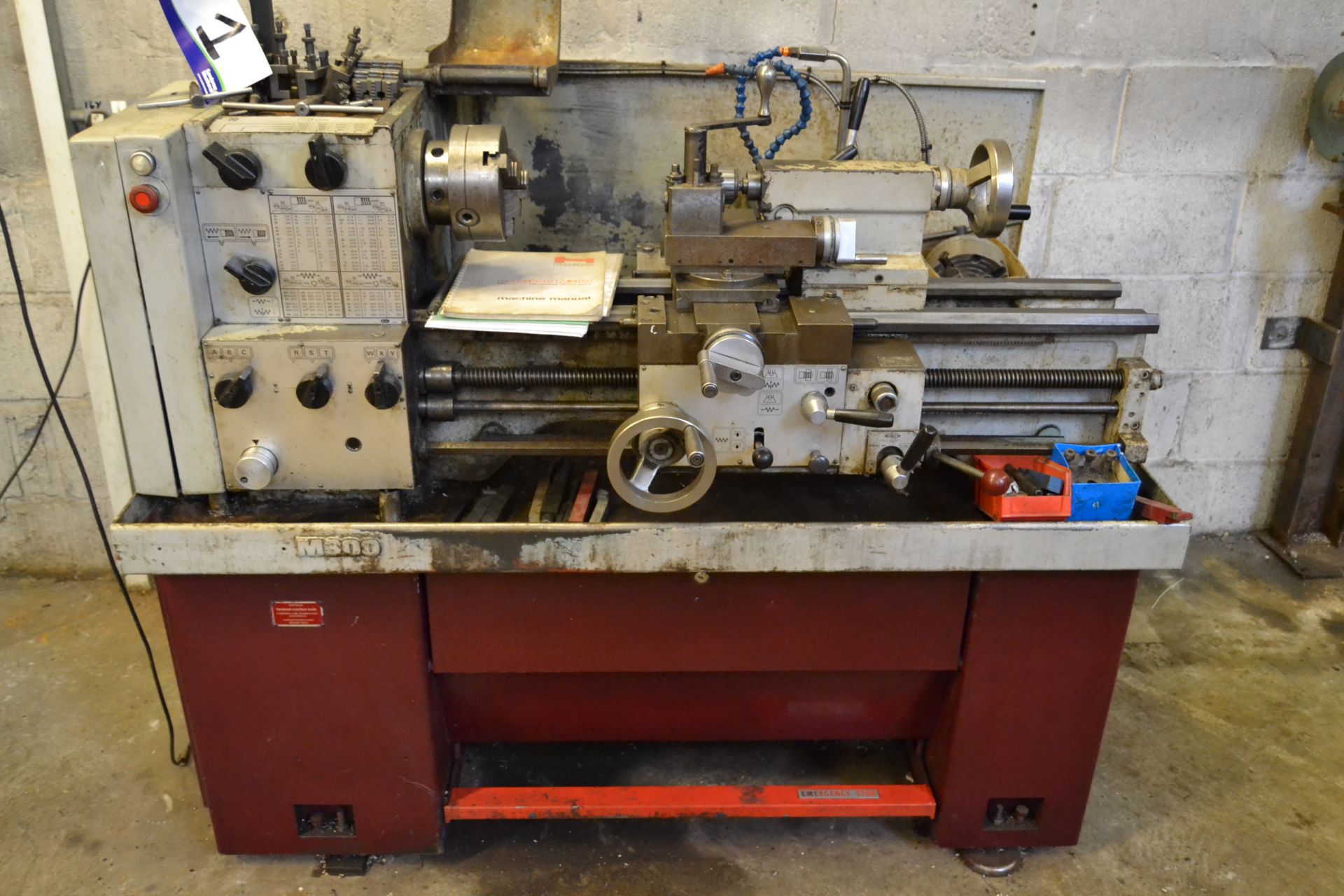 Harrison M300 330mm SWING CENTRE LATHE, 630mm betw