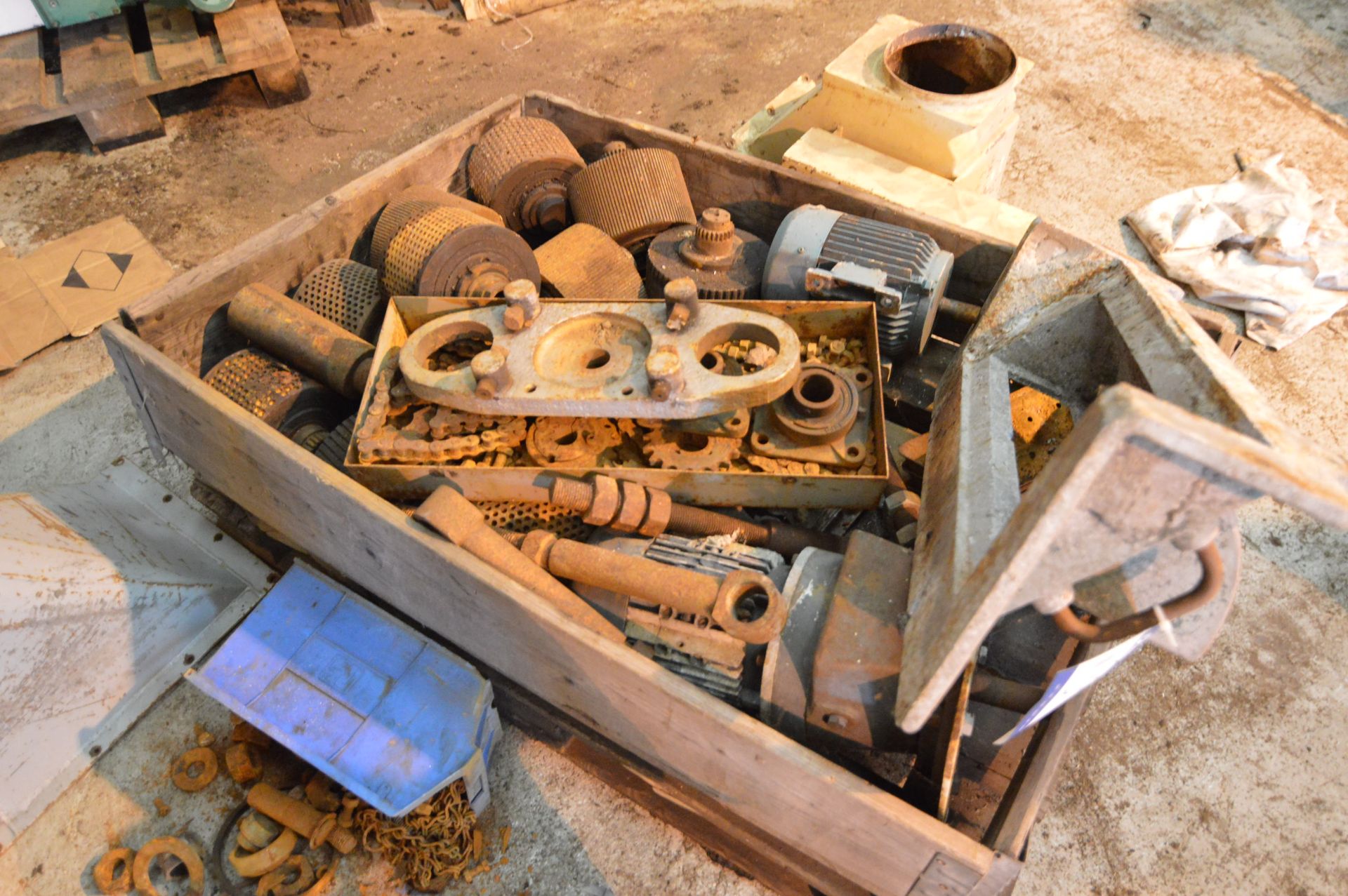 Pulley Wheels, on pallet (available for viewing an - Image 2 of 3