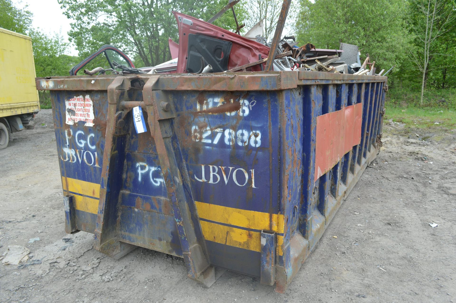 Big Hook RoRo Skip/ Bin, approx. 22ft x 5ft deep (this lot is located at Crimble Mill, Crimble Lane,