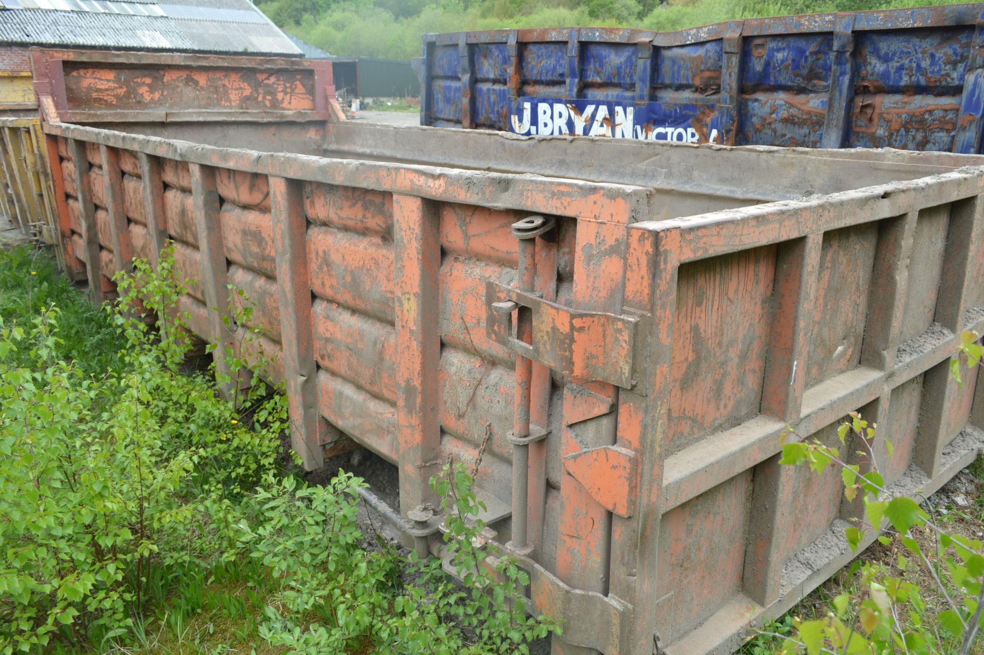 Big Hook RoRo Skip/ Bin, approx. 19ft x 3ft 7in deep (this lot is located at Crimble Mill, Crimble