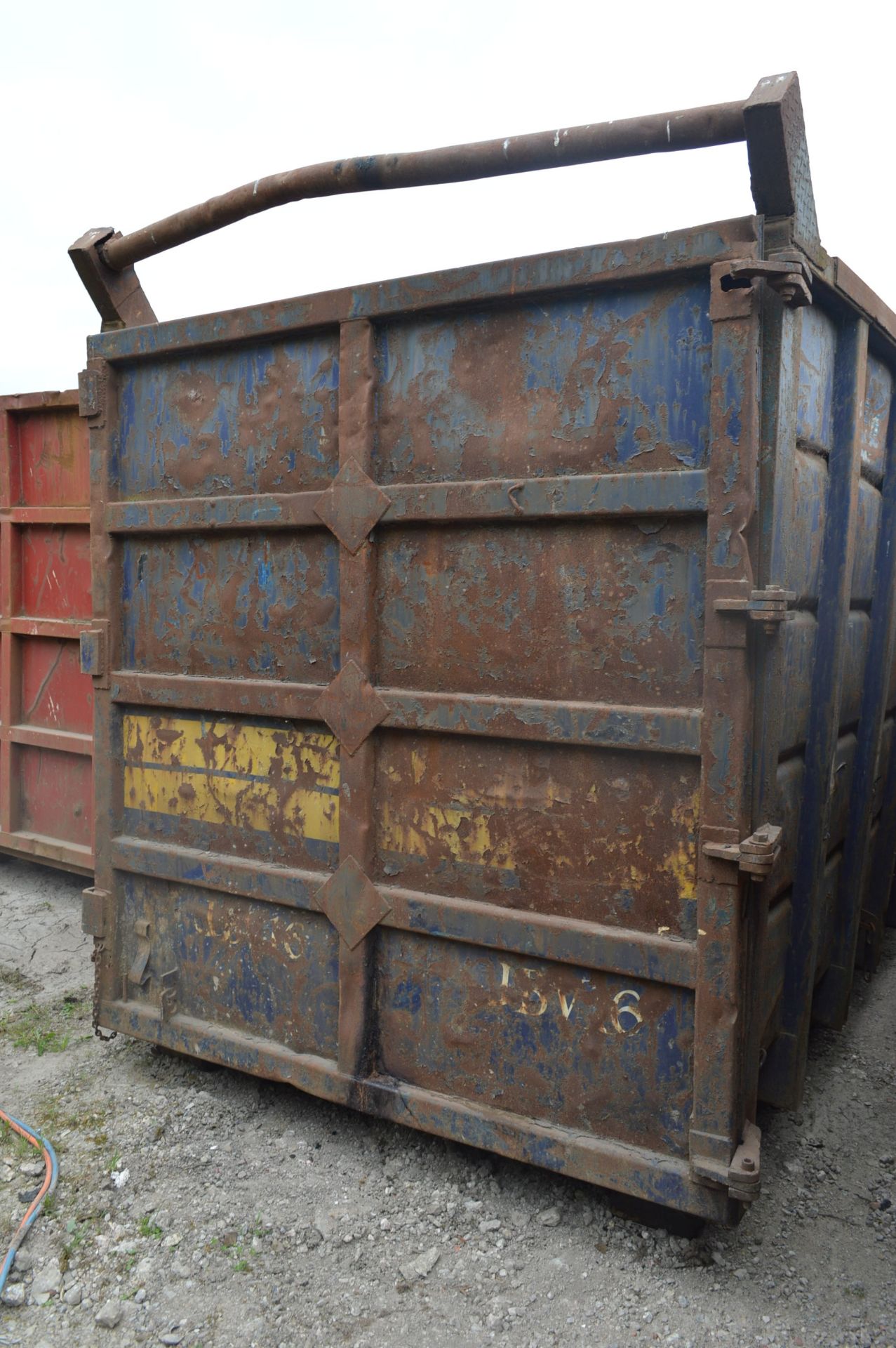 Big Hook RoRo Skip/ Bin, approx. 19ft x 8ft deep (this lot is located at Crimble Mill, Crimble Lane, - Image 3 of 3