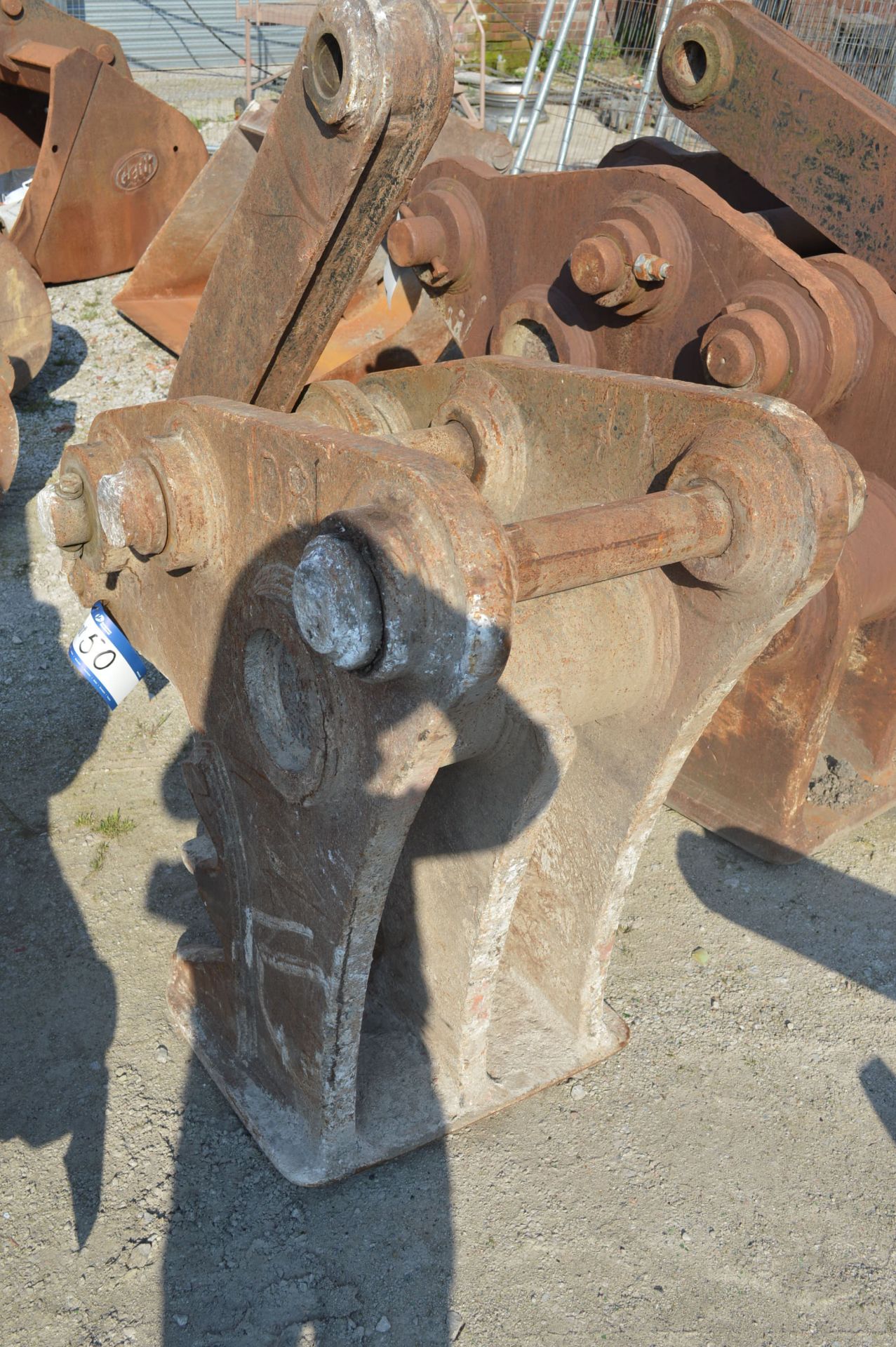 20/ 30t Excavator Muncher, approx. 80/ 90mm dia. pins x 300mm x 500mm centres (plant no. 108) ( - Image 2 of 2
