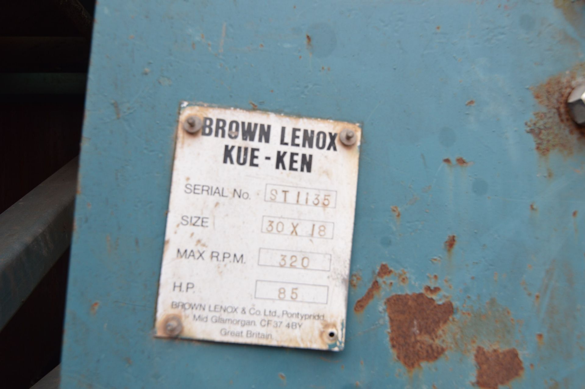 Brown Lenox Kue-Ken 30 x 18 BIG HOOK RORO SKID MOUNTED CRUSHER, VIN SL9301856VP00902, with Kue-Ken - Image 5 of 7