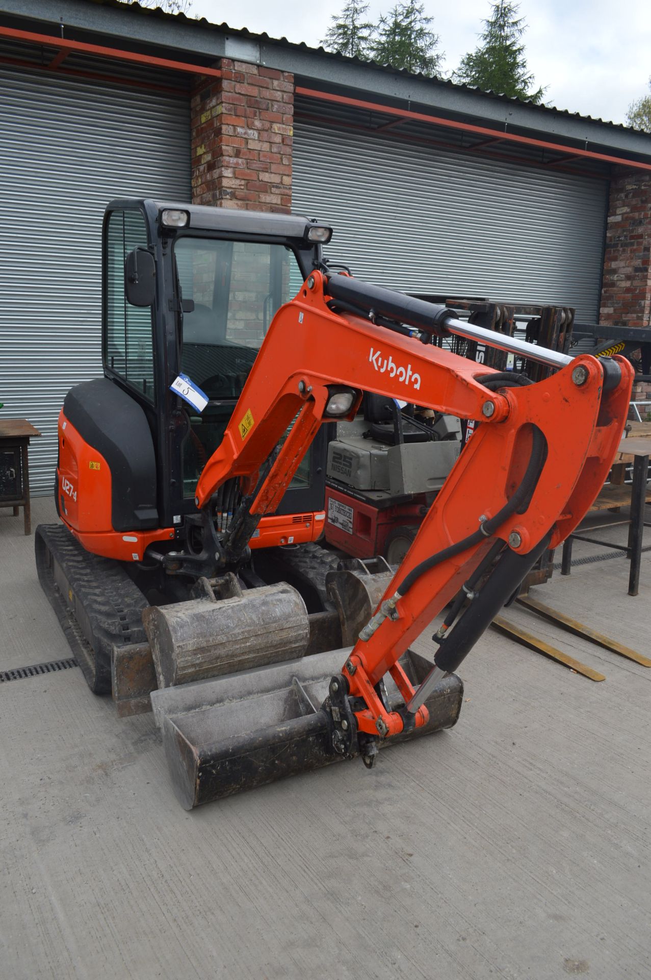 Kubota U27-4 ZERO TAIL SWING RUBBER TRACKED MINI EXCAVATOR, serial no. 56178, year of manufacture