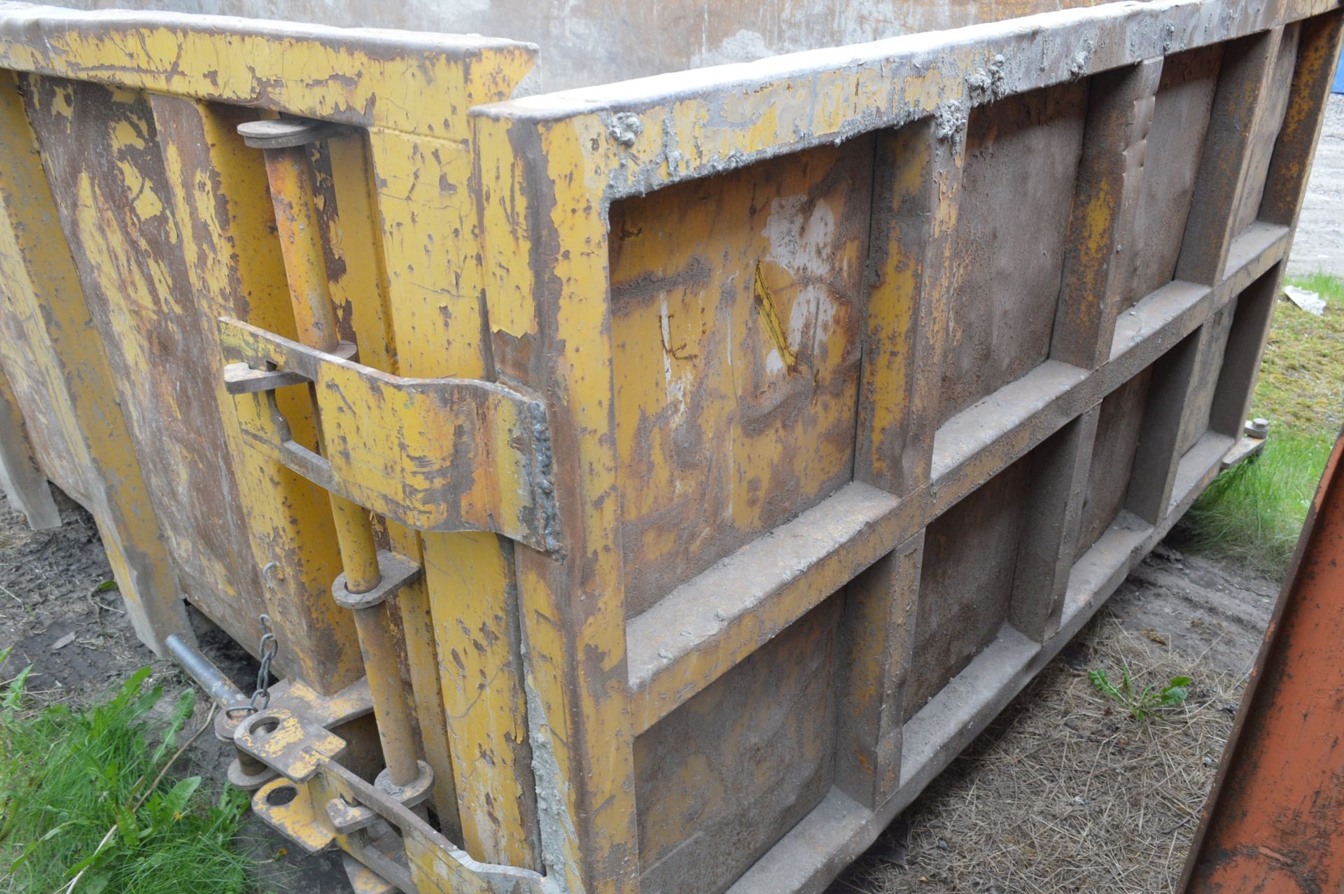Big Hook RoRo Skip/ Bin, approx. 19ft x 3ft 8in deep (this lot is located at Crimble Mill, Crimble - Image 2 of 3