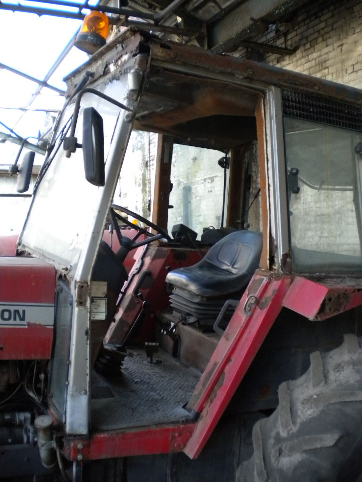 Massey Ferguson 698T 2WD AGRICULTURAL TRACTOR, serial no. B205033, (not road registered) with - Image 6 of 6