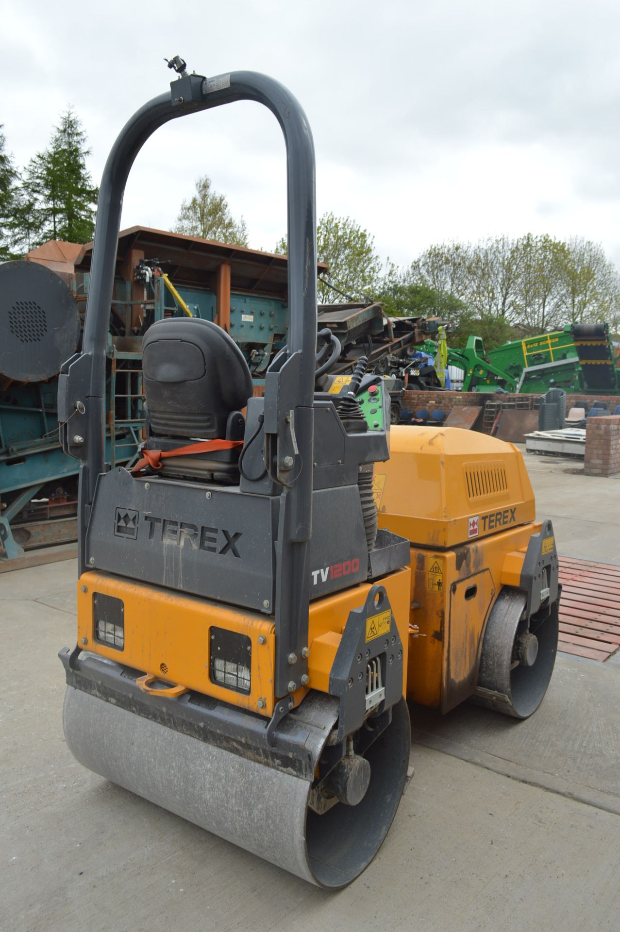 Terex TV1200 TWIN DRUM ROLLER, VIN SLBTL0K0EF3CD1954, year of manufacture 2015, indicated hours - Image 3 of 6