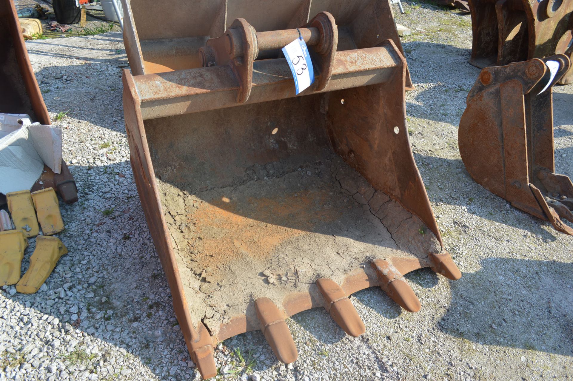 Geith 13t Digging Bucket, 1190mm wide (this lot is located at Collop Gate Farm, Heywood)
