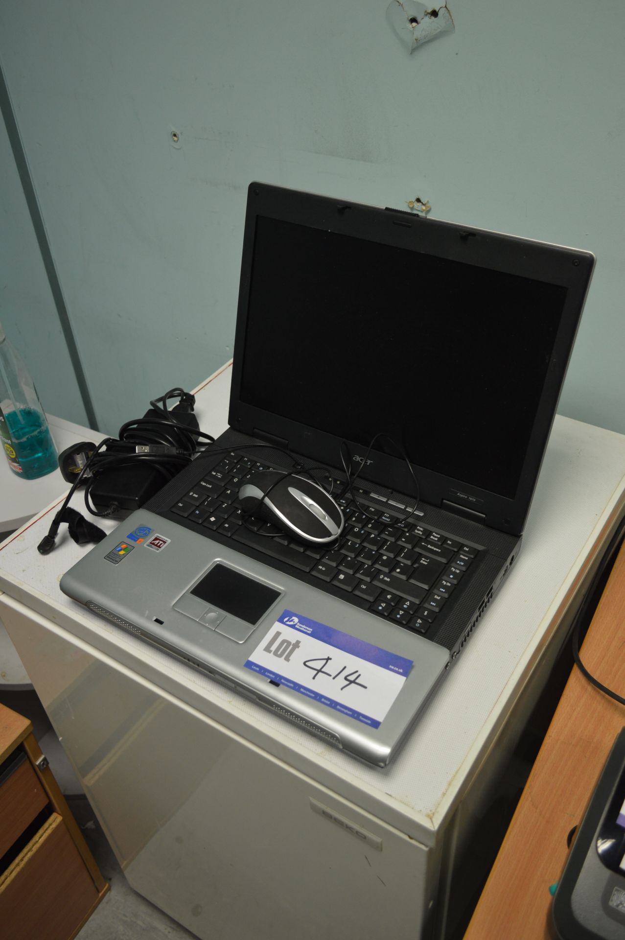 Acer Aspire 1670 P4 Laptop, with transformer and m