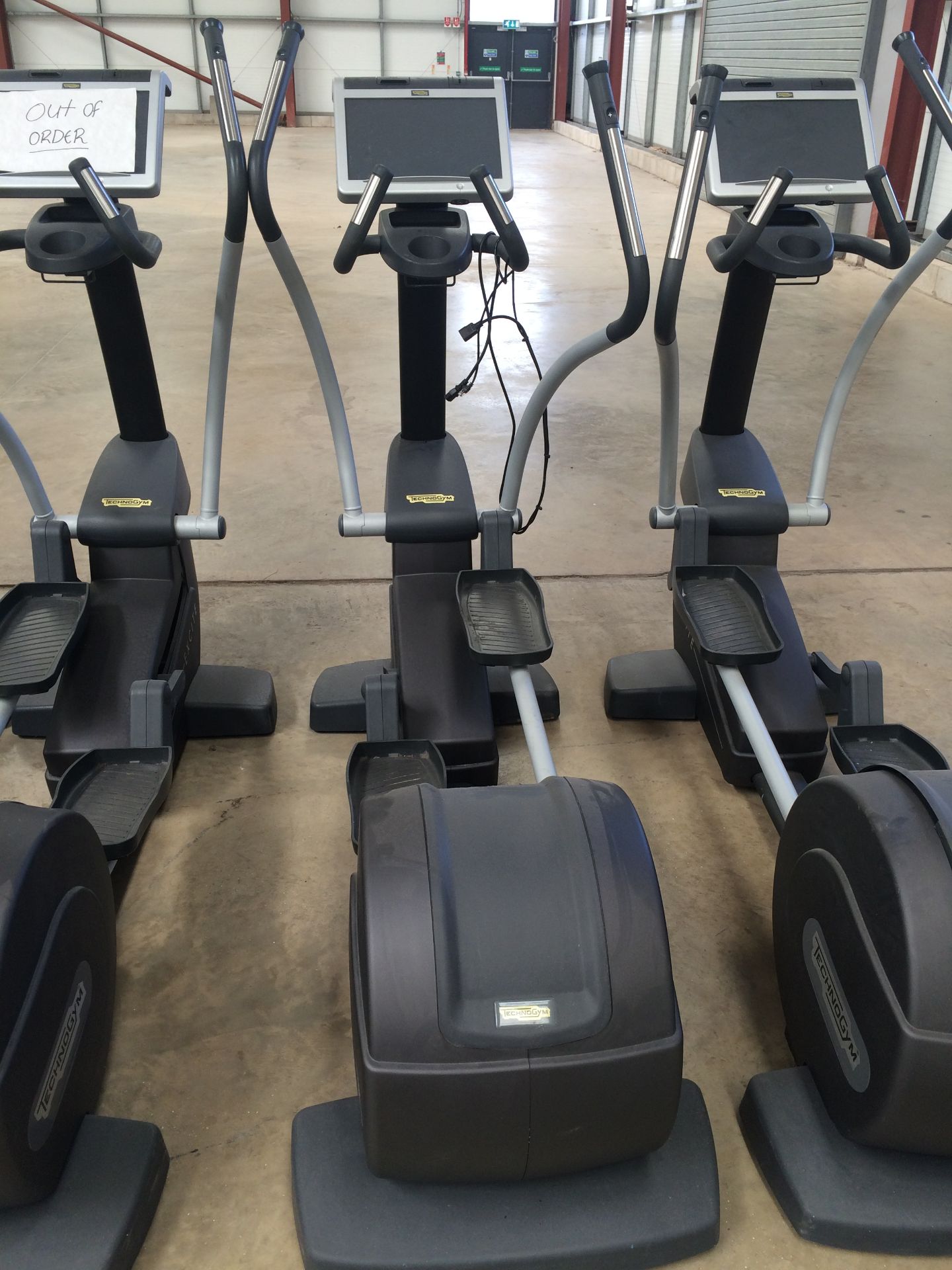 TECHNOGYM Excite 700 Synchro Cross Trainer (2012)