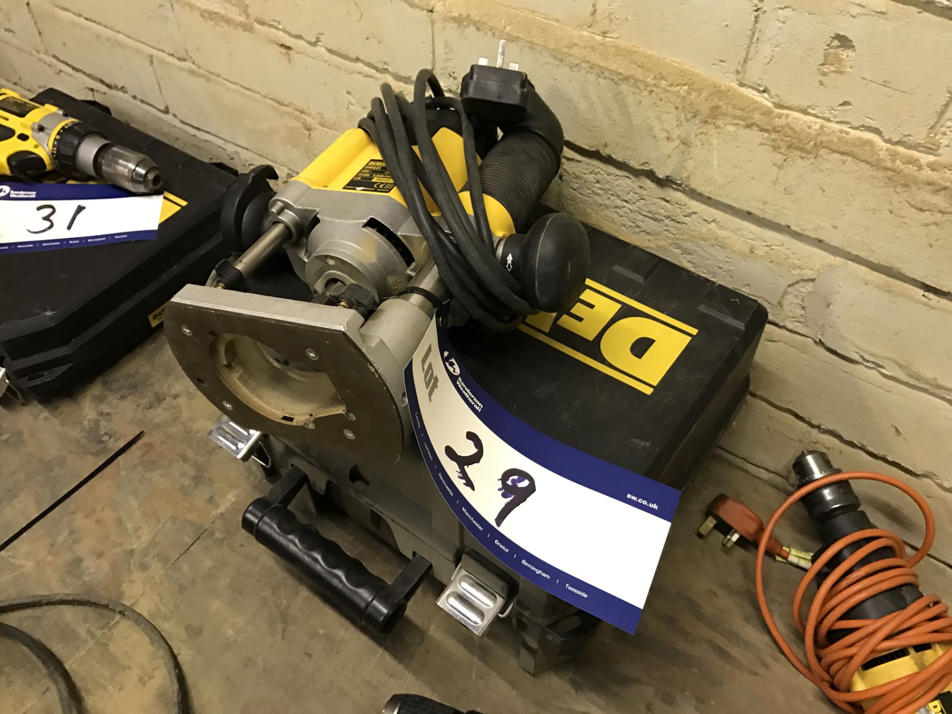 Dewalt DW621 Router c/w box 240v