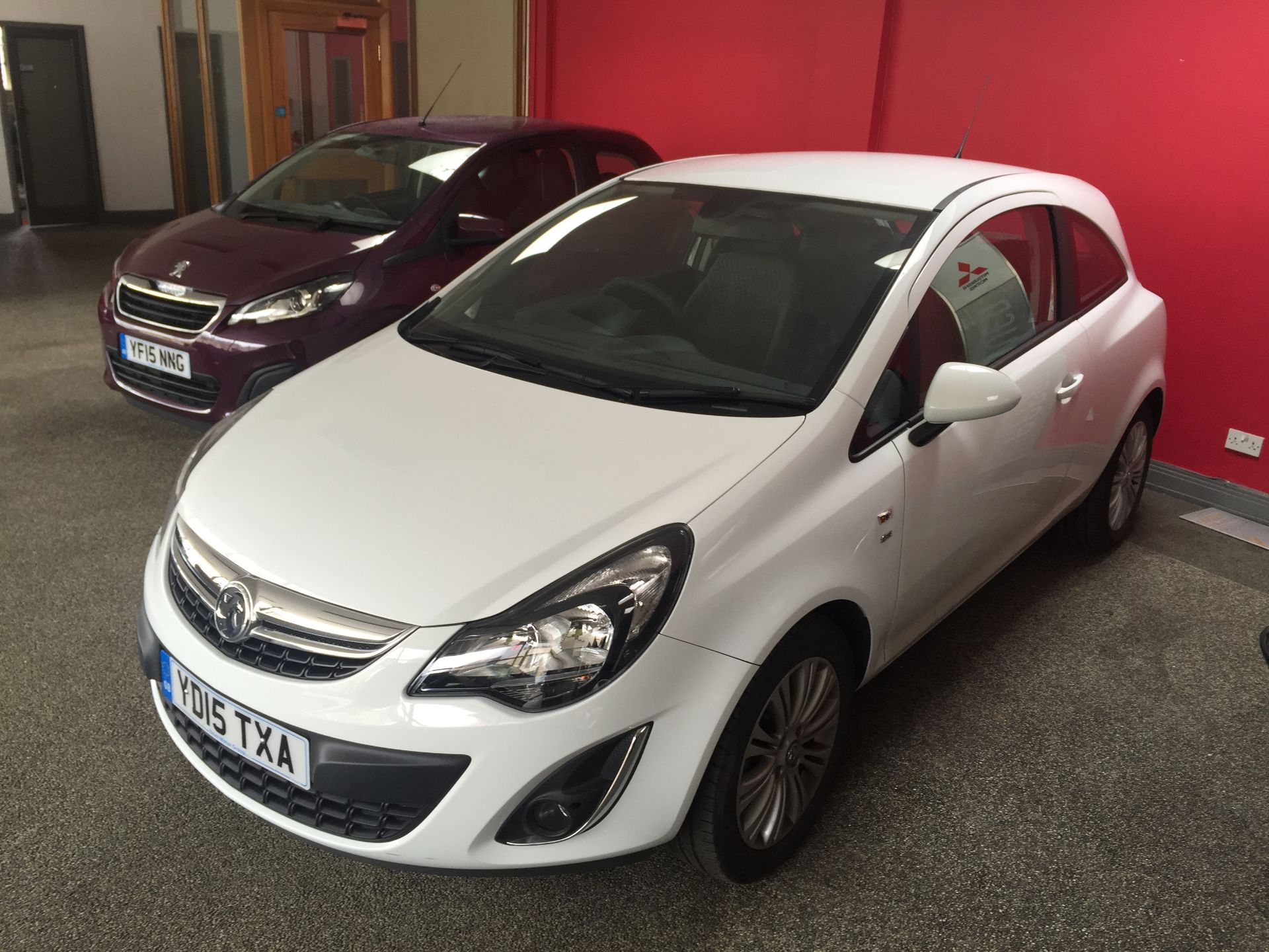 Vauxhall Corsa SE 1229cc 3 Door Hatchback Date First Registered: 14/07/2015 Registration: YD15 TXA - Image 2 of 3