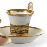 Ansichtentasse "Sulzbach" mit Untertasse Nymphenburg, um 1835/50 Konische Form auf abgesetztem