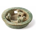 Schafgarten China, Han-Dynastie 206 v. Chr. - 220 n. Chr. Runde Schale mit vier vollplastischen