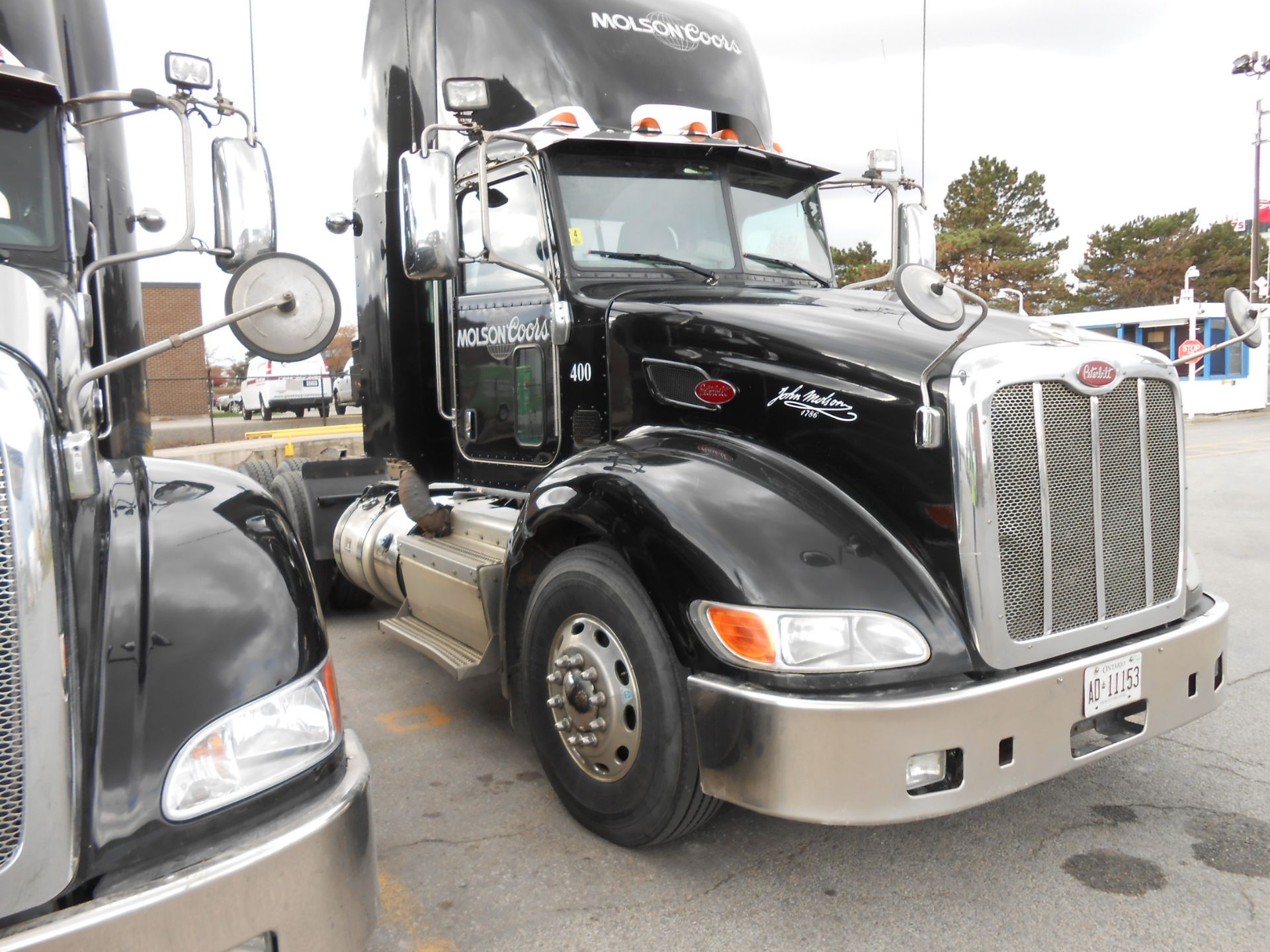 2011 Peterbilt 6X4 DAY CAB TRUCK, model 386 chassis 8070 kg weight with Cummins ISX15 485 diesel ( - Image 6 of 14