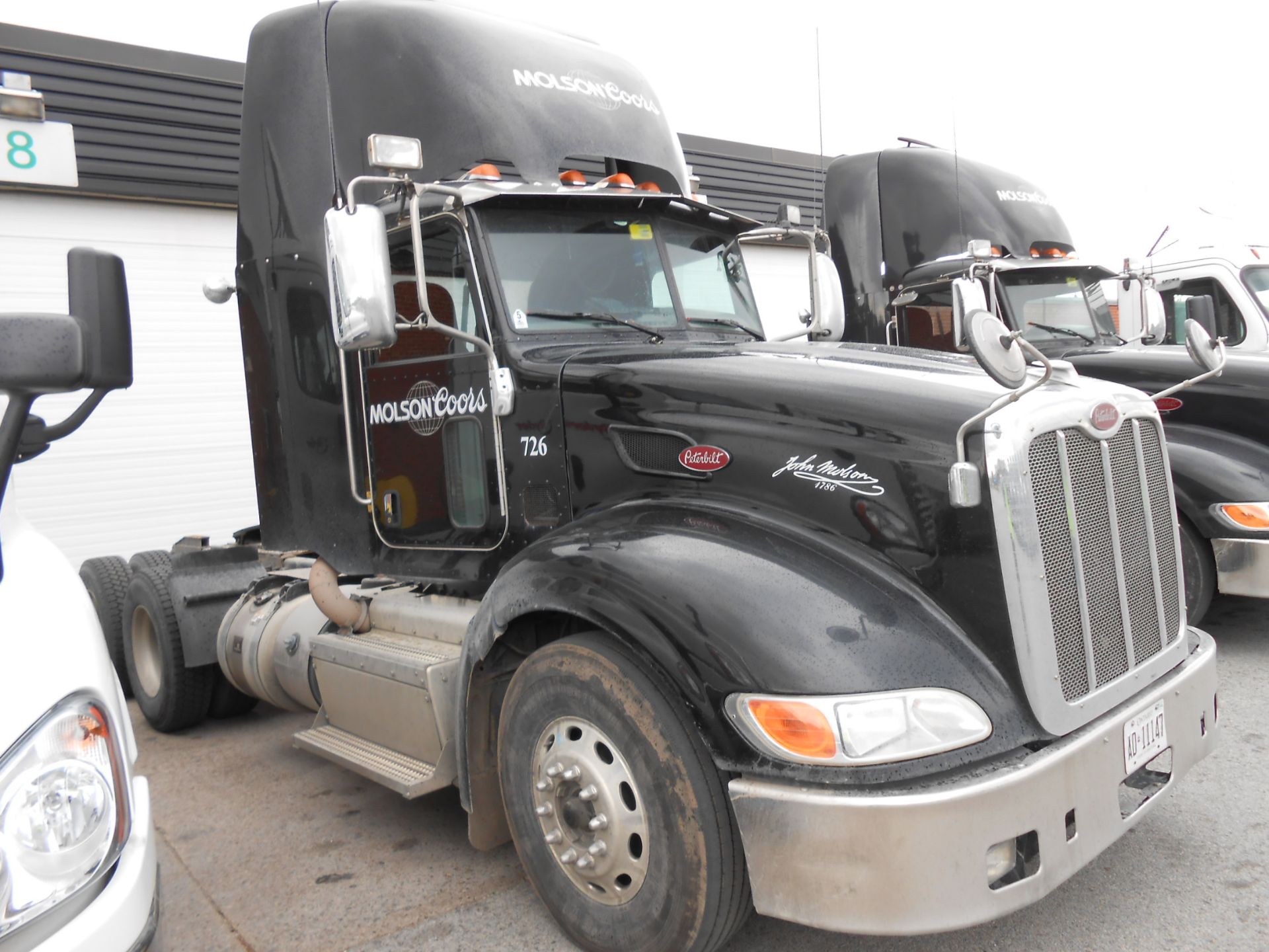 2011 Peterbilt 6X4 DAY CAB TRUCK, model 386 chassis 8070 kg weight with Cummins ISX15 485 diesel ( - Image 4 of 15